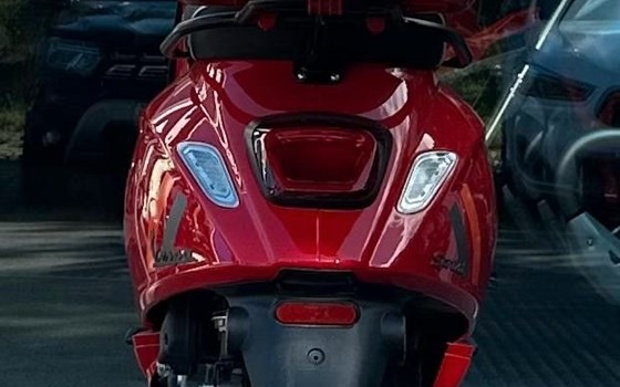 Gebrauchtmotorrad Vespa Sprint 50 - Bild 6