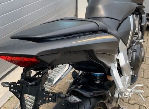 Gebrauchtmotorrad Honda CB 1000 R - Bild 6