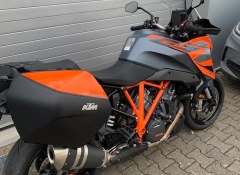 Gebrauchtmotorrad KTM 1290 Super Duke GT - Bild 3
