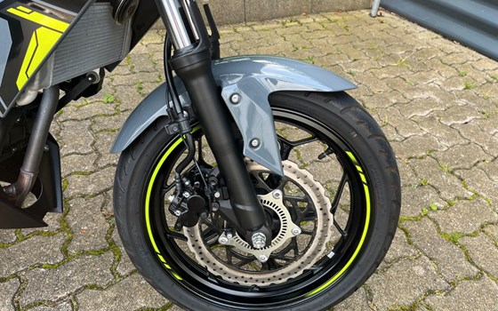 Gebrauchtmotorrad Kawasaki Z125 - Bild 4