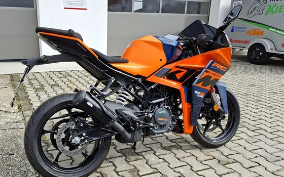 Gebrauchtmotorrad KTM RC 125 - Bild 4