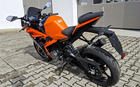 Gebrauchtmotorrad KTM RC 125 - Bild 6