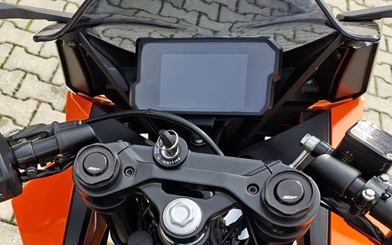 Gebrauchtmotorrad KTM RC 125 - Bild 9
