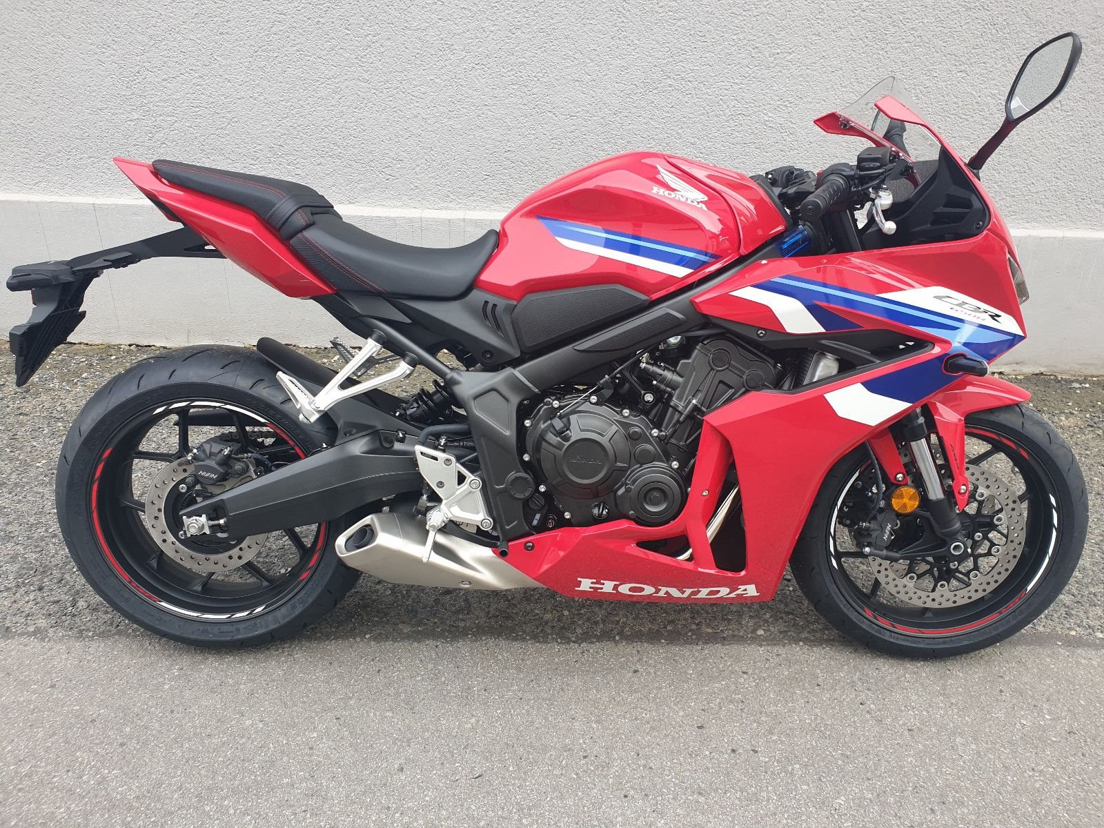 Honda CBR650R