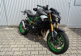 Neumotorrad Kawasaki Z900 SE