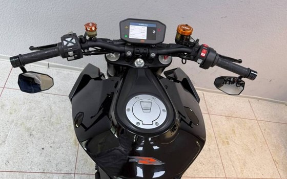 Gebrauchtmotorrad KTM 1290 Super Duke R - Bild 12