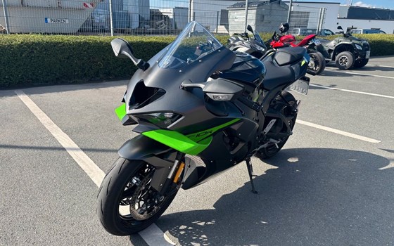 Gebrauchtmotorrad Kawasaki Ninja ZX-10R - Bild 3