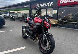 Neumotorrad Kawasaki Z900