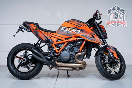 KTM 1290 Super Duke R