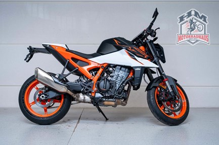 KTM 990 Duke R