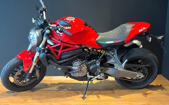 Gebrauchtmotorrad Ducati Monster 821 - Bild 2