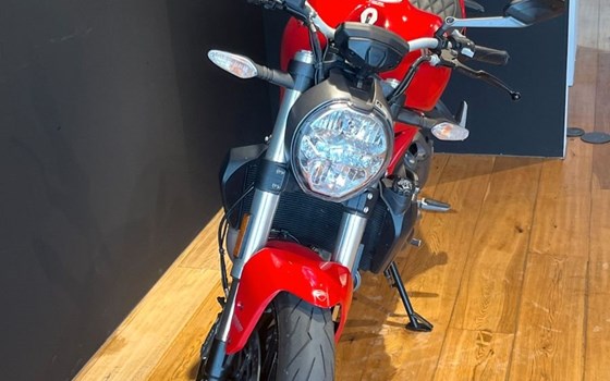 Gebrauchtmotorrad Ducati Monster 821 - Bild 3