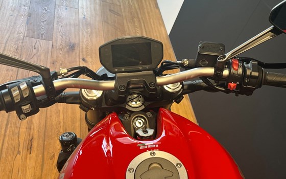 Gebrauchtmotorrad Ducati Monster 821 - Bild 5