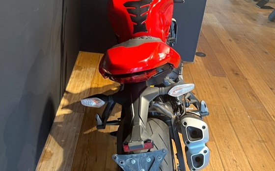 Gebrauchtmotorrad Ducati Monster 821 - Bild 8