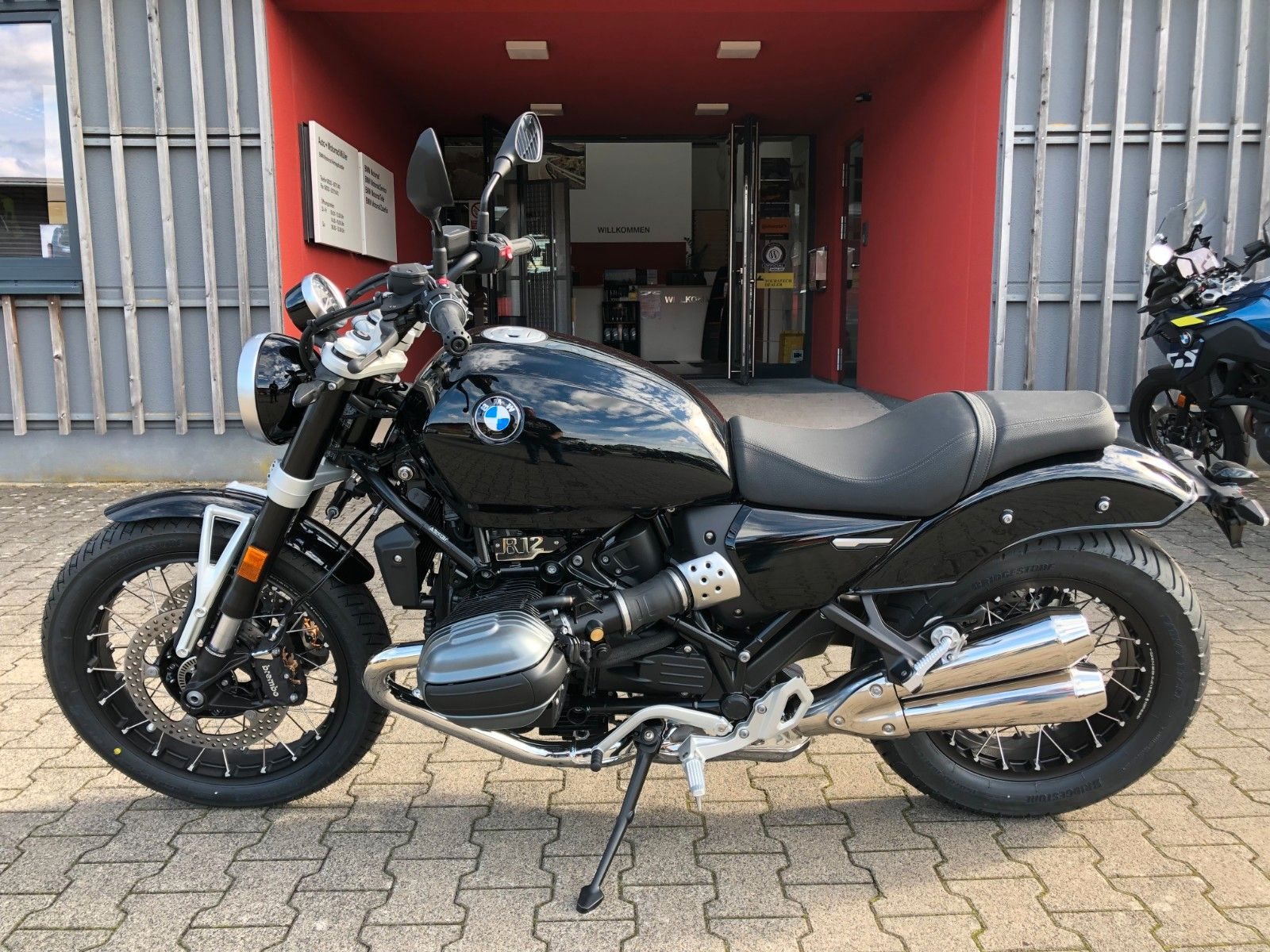 BMW R 12