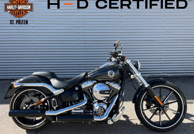 Harley-Davidson Softail Breakout FXBR (schwarz)