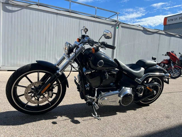 Harley-Davidson Softail Breakout FXBR (schwarz) - Bild 9