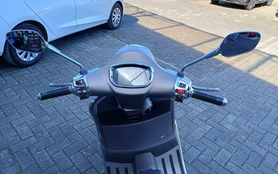Neufahrzeug Vespa GTS 310 SuperTech - Bild 10
