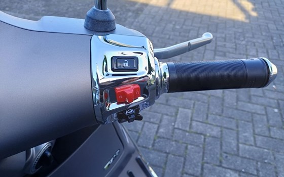 Neufahrzeug Vespa GTS 310 SuperTech - Bild 13