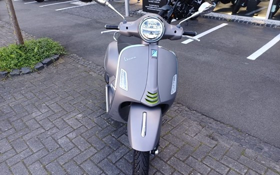 Neufahrzeug Vespa GTS 310 SuperTech - Bild 9