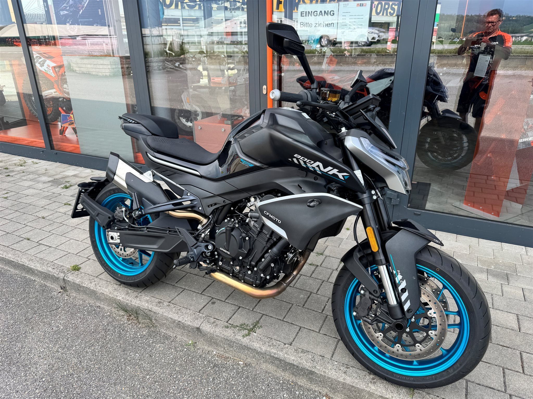 CFMOTO 800NK Advanced