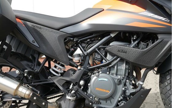 Gebrauchtmotorrad KTM 390 Adventure - Bild 6