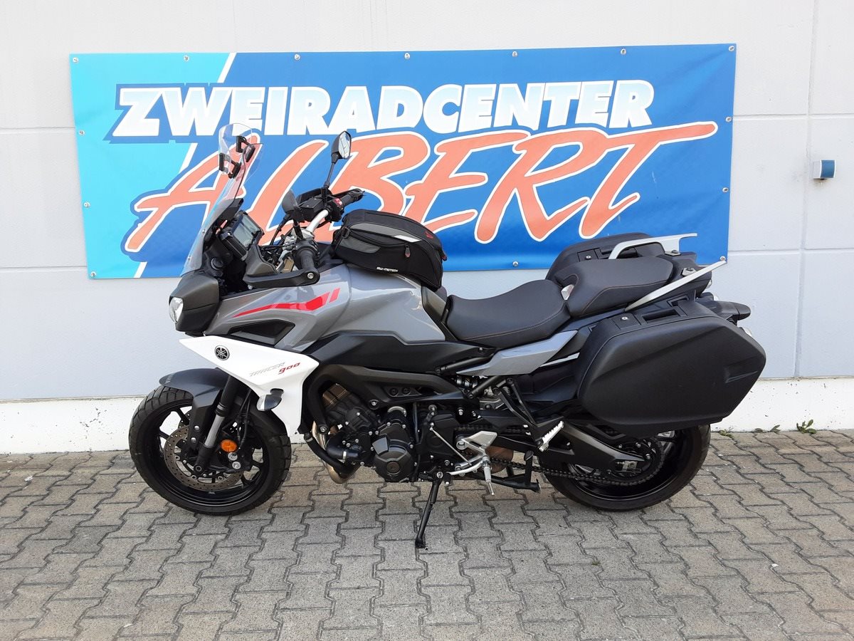 Yamaha Tracer 900