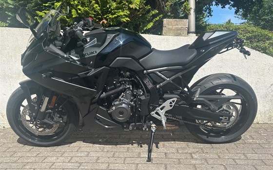 Gebrauchtmotorrad Suzuki GSX-8R - Bild 3