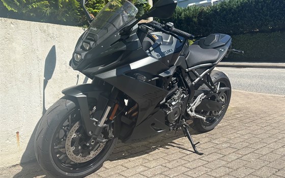 Gebrauchtmotorrad Suzuki GSX-8R - Bild 4
