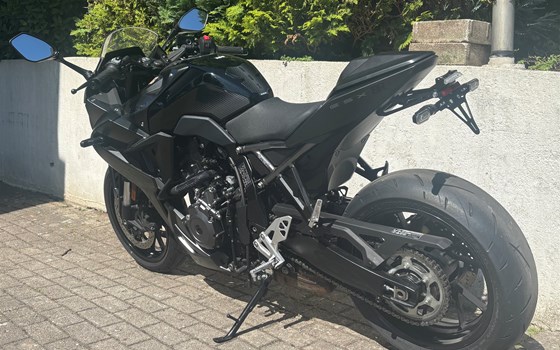 Gebrauchtmotorrad Suzuki GSX-8R - Bild 7