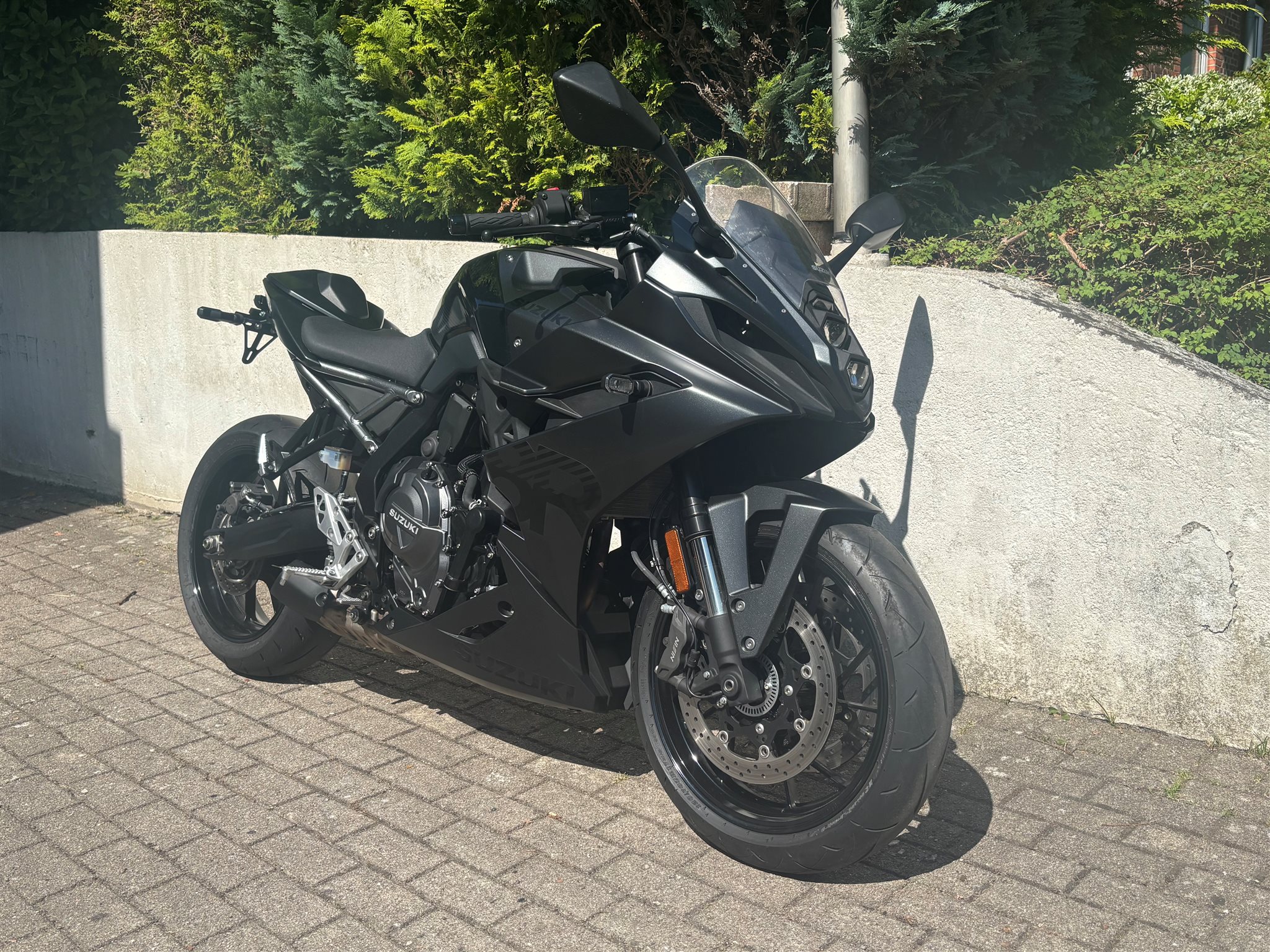 Suzuki GSX-8R