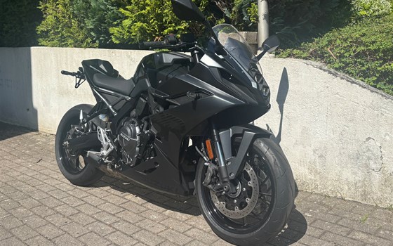 Gebrauchtmotorrad Suzuki GSX-8R - Bild 1
