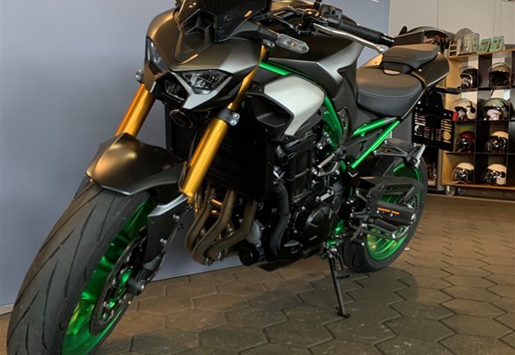 Kawasaki Z900 SE