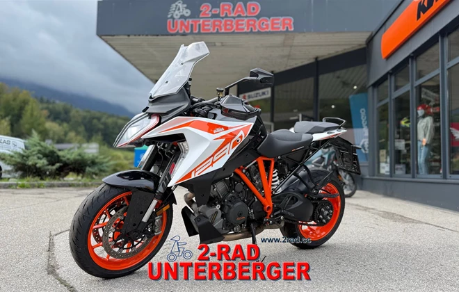 KTM 1290 Super Duke GT