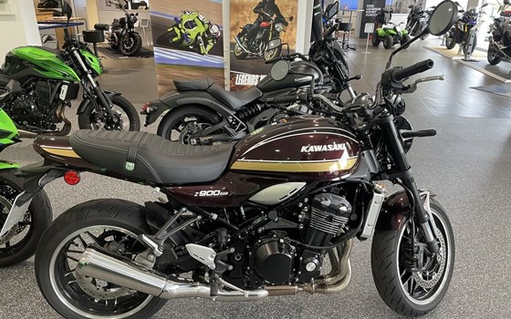 Gebrauchtmotorrad Kawasaki Z900 RS - Bild 1
