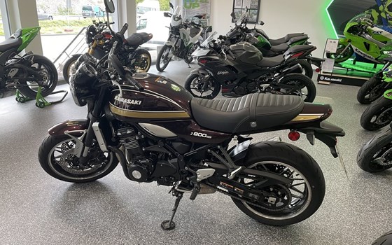 Gebrauchtmotorrad Kawasaki Z900 RS - Bild 3