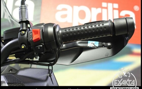 Neufahrzeug Aprilia SR GT 400 - Bild 17
