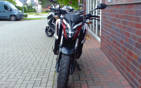 Gebrauchtmotorrad Honda CB650F - Bild 3