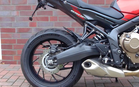 Gebrauchtmotorrad Honda CB650F - Bild 7