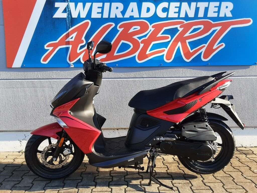 Kymco Super 8 R 50i<br />€5