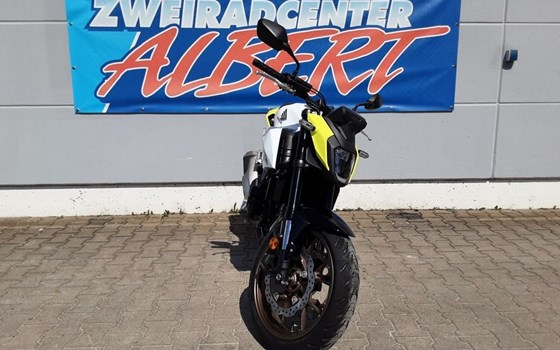 Gebrauchtmotorrad Honda CB500 Hornet E-Clutch - Bild 7