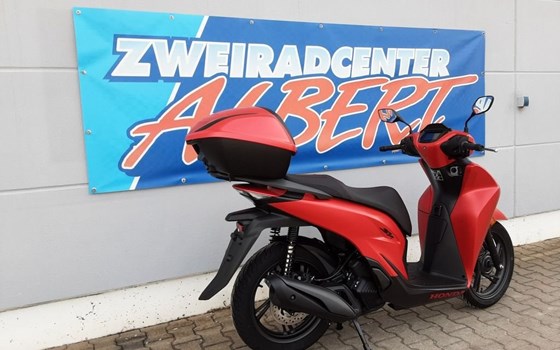 Gebrauchtmotorrad Honda SH125 - Bild 6
