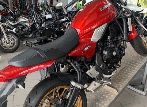 Gebrauchtmotorrad Kawasaki Z650 RS - Bild 3