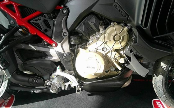 Neufahrzeug Ducati Multistrada V4 S - Bild 8