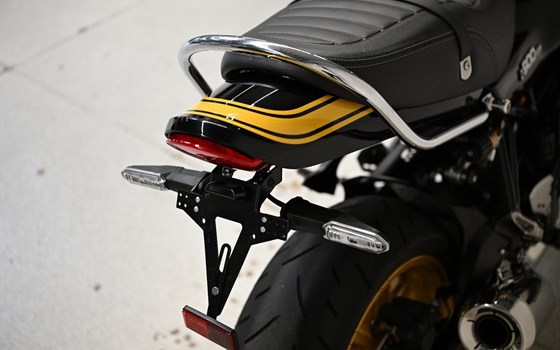 Gebrauchtmotorrad Kawasaki Z900 RS SE - Bild 7