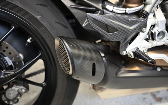 Gebrauchtmotorrad Ducati Streetfighter V2 - Bild 12