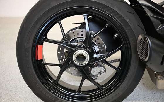 Gebrauchtmotorrad Ducati Streetfighter V2 - Bild 13