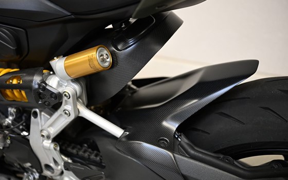 Gebrauchtmotorrad Ducati Streetfighter V2 - Bild 8
