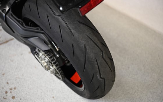 Gebrauchtmotorrad Ducati Streetfighter V2 - Bild 9