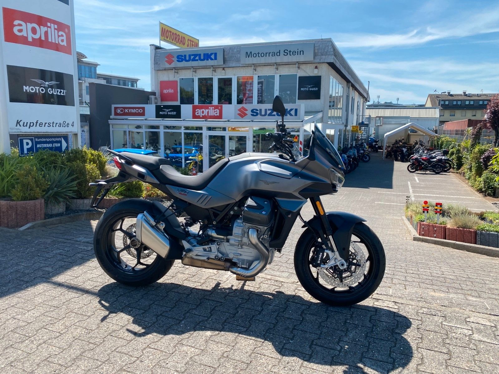 Moto Guzzi V100 Mandello